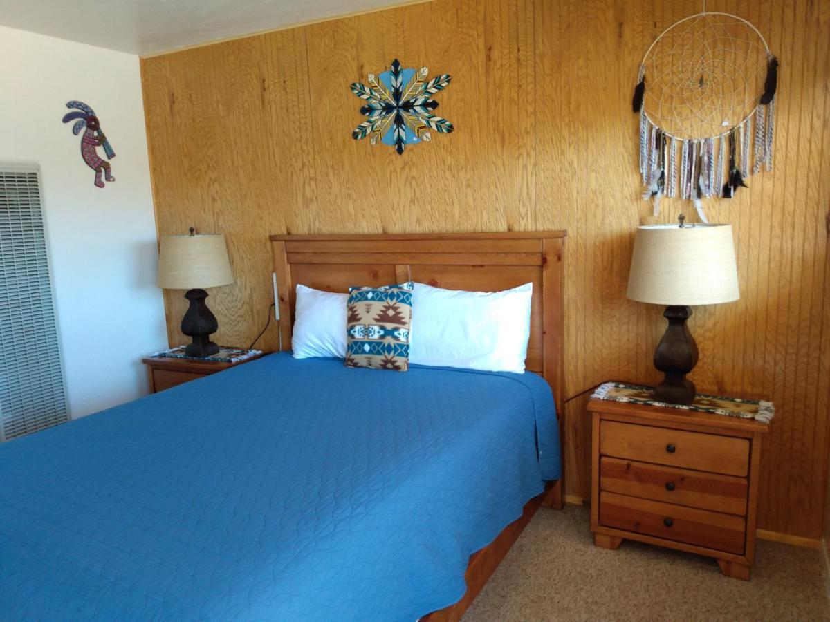 Mokee Motel Bluff Exterior photo